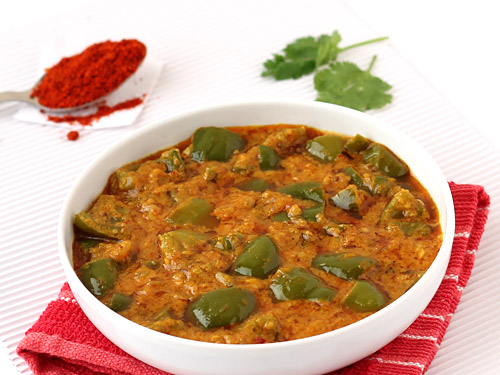 Aloo sales capsicum curry