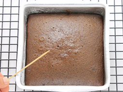 अपने चाहनेवाले के लिए बनाए बिना अंडे वाला चॉकलेट केक, बहुत आसान है विधि |  NewsTrack Hindi 1