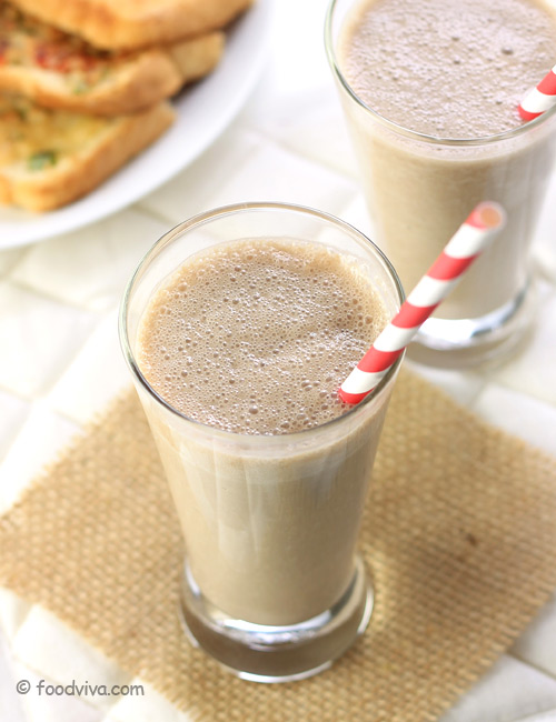 https://cdn2.foodviva.com/static-content/food-images/milkshake-recipes/chocolate-banana-milkshake-recipe/chocolate-banana-milkshake-recipe.jpg