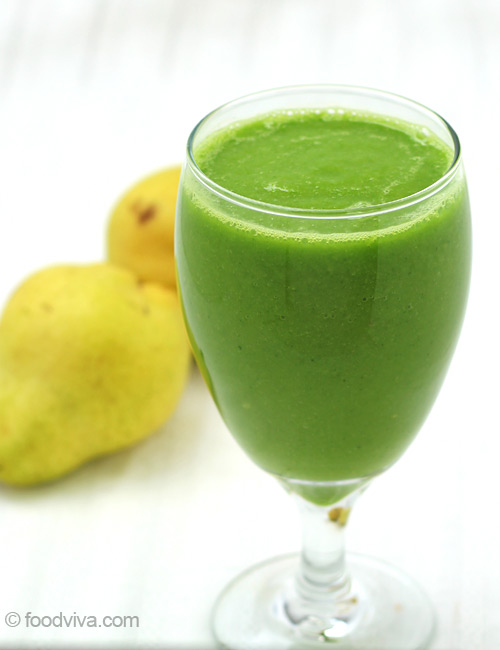 Pear Smoothie Recipe - With Spinach, Orange and Almond Milk