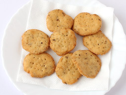 Mathri Recipe - Make Punjabi Methi Mathri with Step by Step Photos