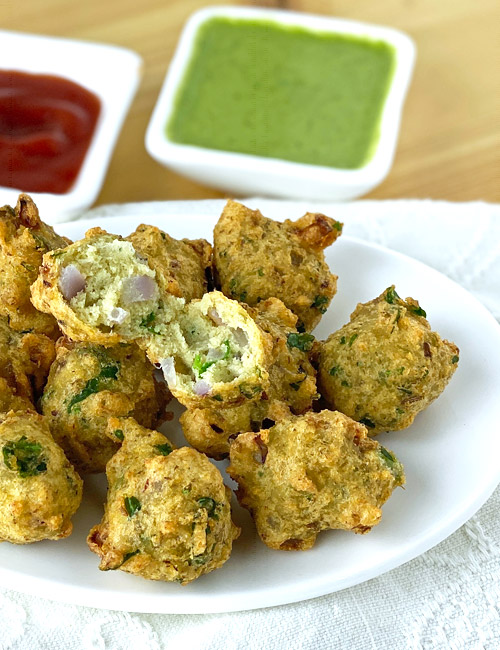 How to make Moong Dal Pakoda