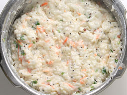 Curd Rice Recipe - South Indian style Yogurt Rice with Urad Dal Tempering